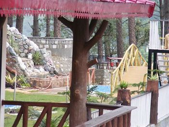 Sea Hawk Inn Bhimtal Exterior photo