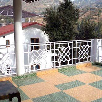 Sea Hawk Inn Bhimtal Exterior photo